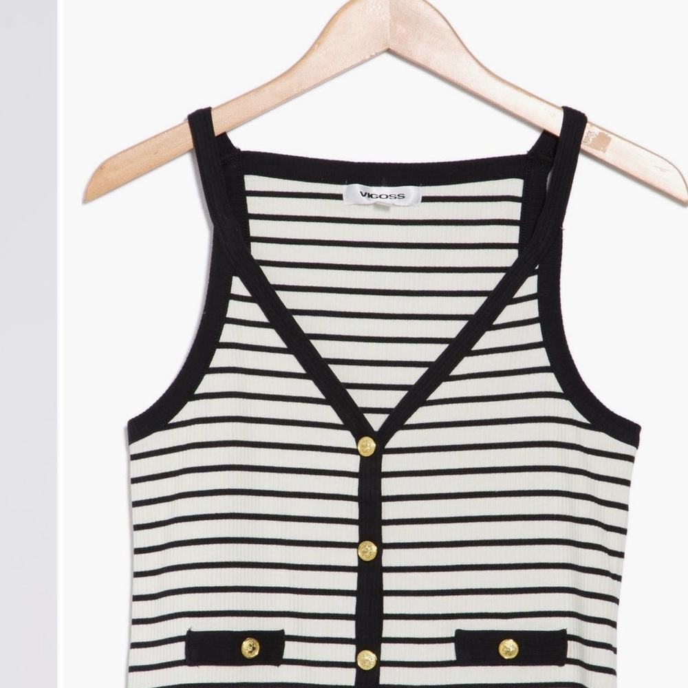 Vigoss Black & White Striped Button-Front Ribbed Tank
